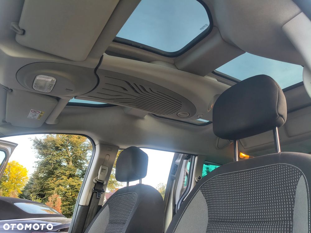 Peugeot Partner 1.6 BlueHDi Outdoor S&S - 17