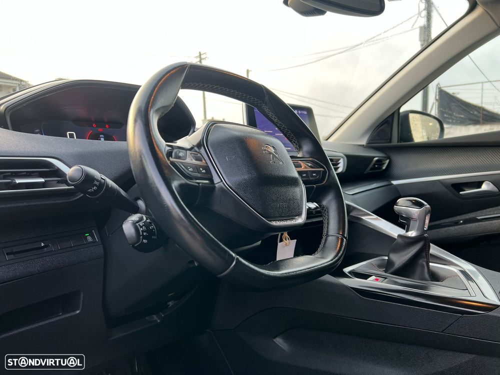 Peugeot 5008 - 15