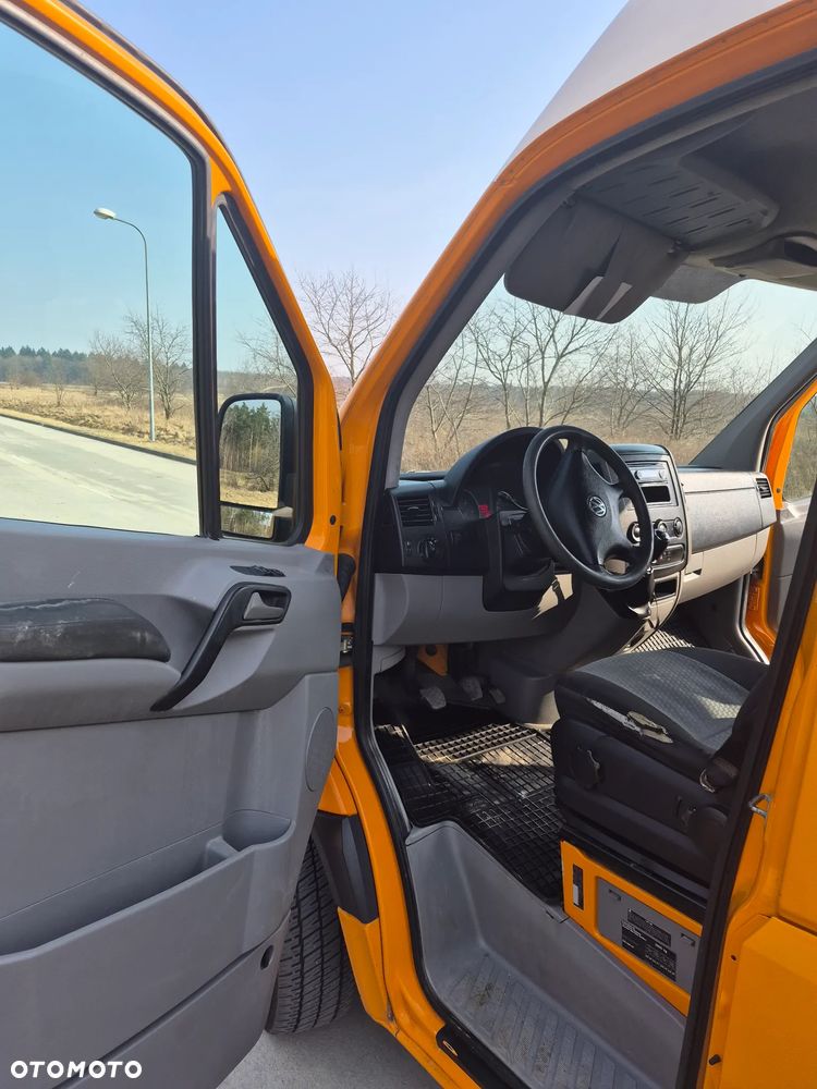 Volkswagen CRAFTER - 11