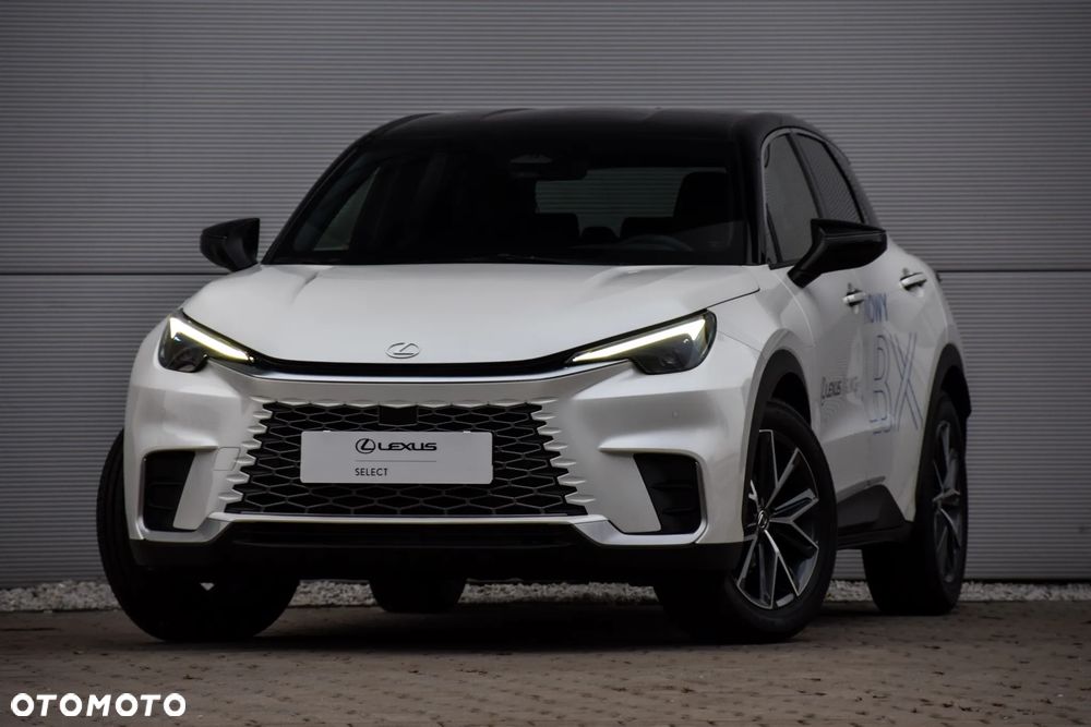 Lexus LBX 1.5 Hybrid Emotion - 2