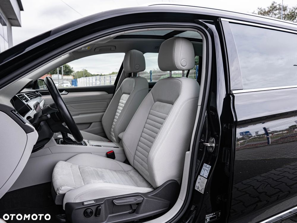 Volkswagen Passat 2.0 TSI Elegance DSG - 21