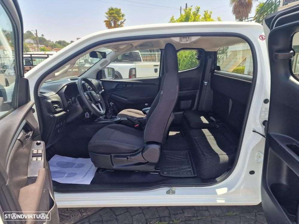 Isuzu D-Max D-MAX III 1.9 DDI 4X4 (163CV) - 11