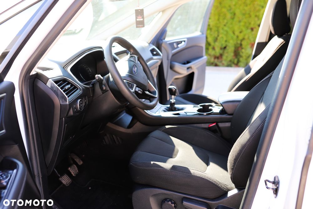 Ford S-Max 2.0 EcoBlue Titanium - 28