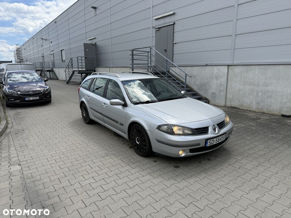 Renault Laguna - 1