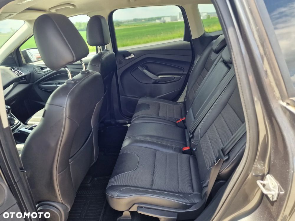 Ford Kuga 2.0 TDCi 4x4 Titanium - 20
