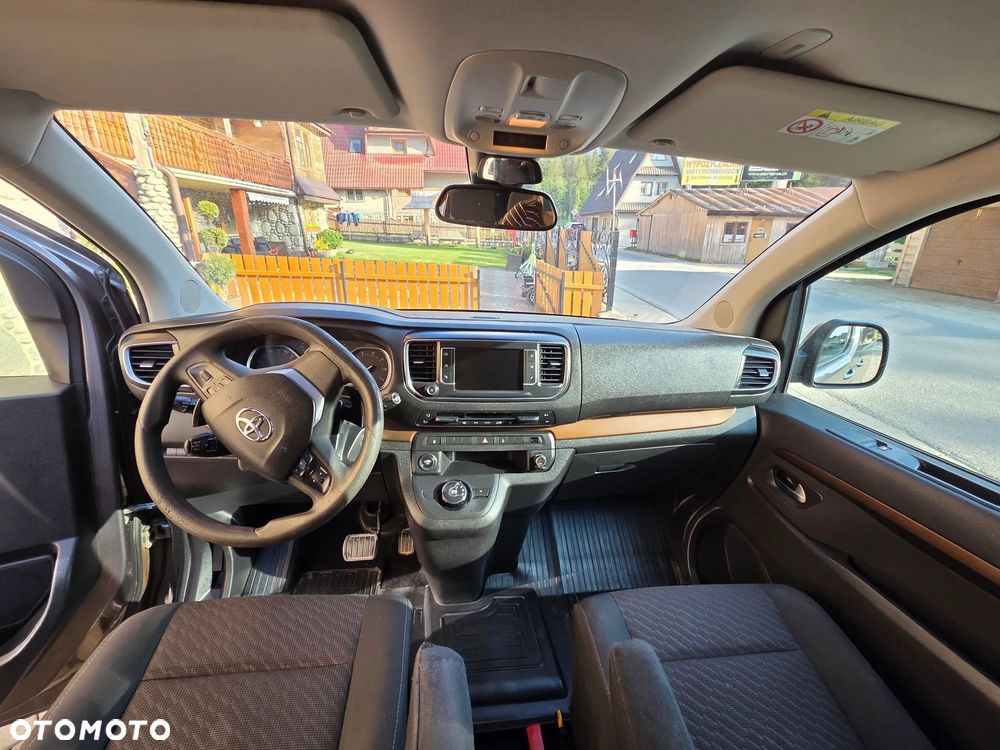 Toyota ProAce Kombi D-4D Medium 2,8t - 7