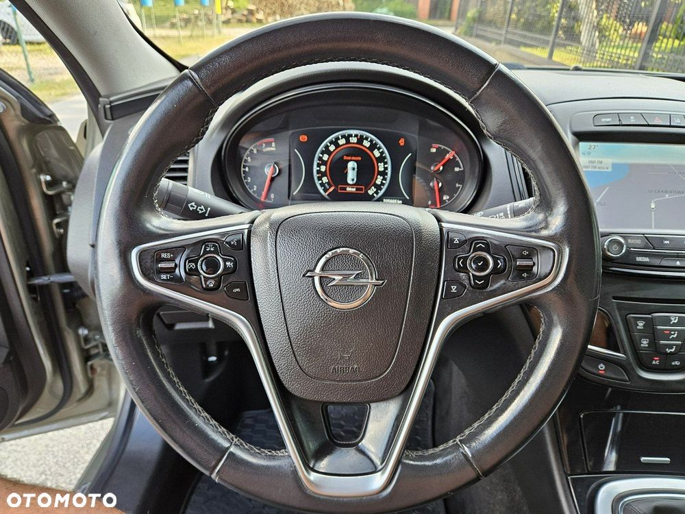 Opel Insignia - 13