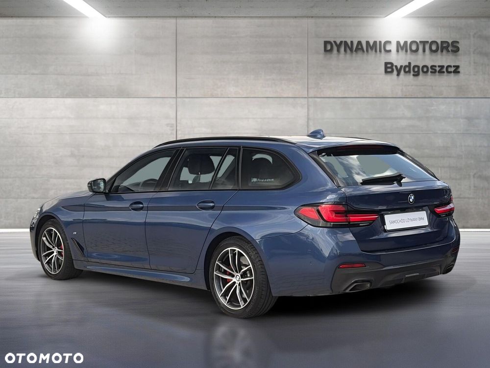 BMW Seria 5 520d xDrive mHEV M Sport sport - 4