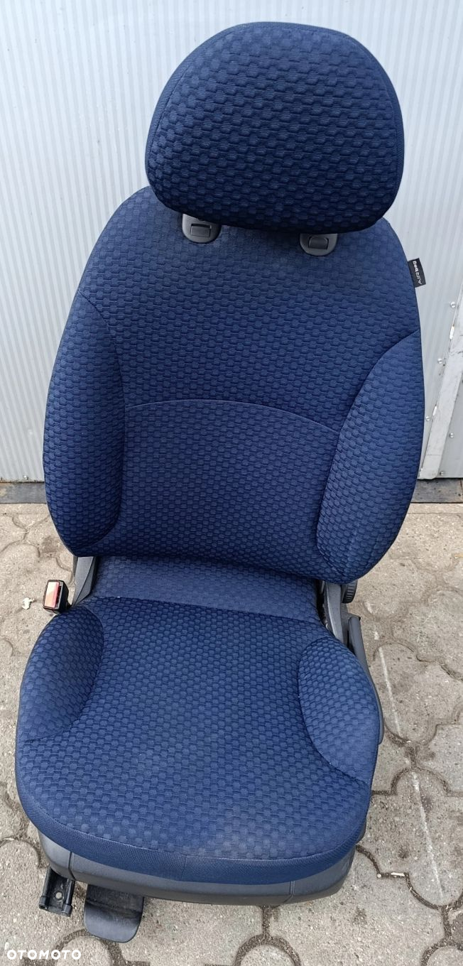 . Stilo fotel przedni przód lewy kierowcy EU 5d Fiat - 2