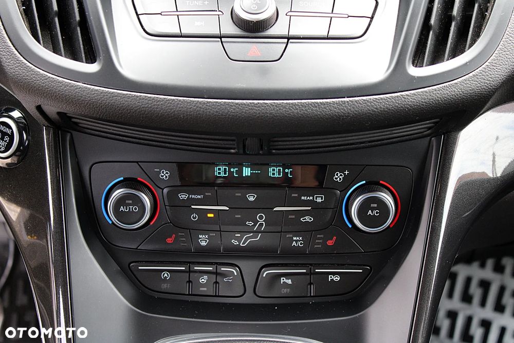 Ford Kuga - 19