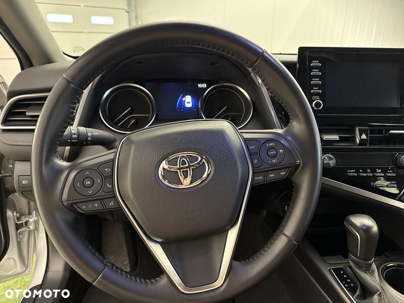 Toyota Camry 2.5 Hybrid Comfort CVT - 14