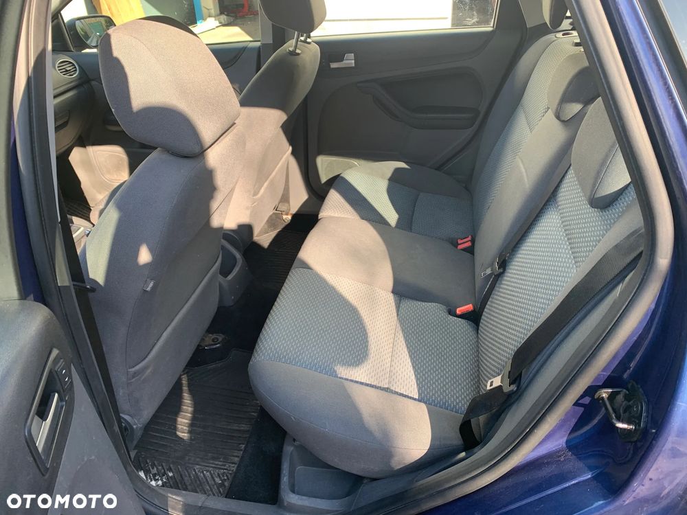 Ford Focus - 20