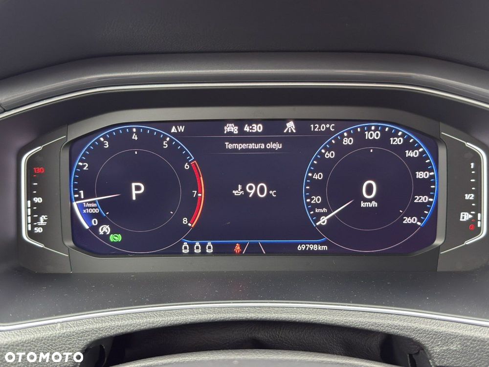 Volkswagen T-Roc - 24