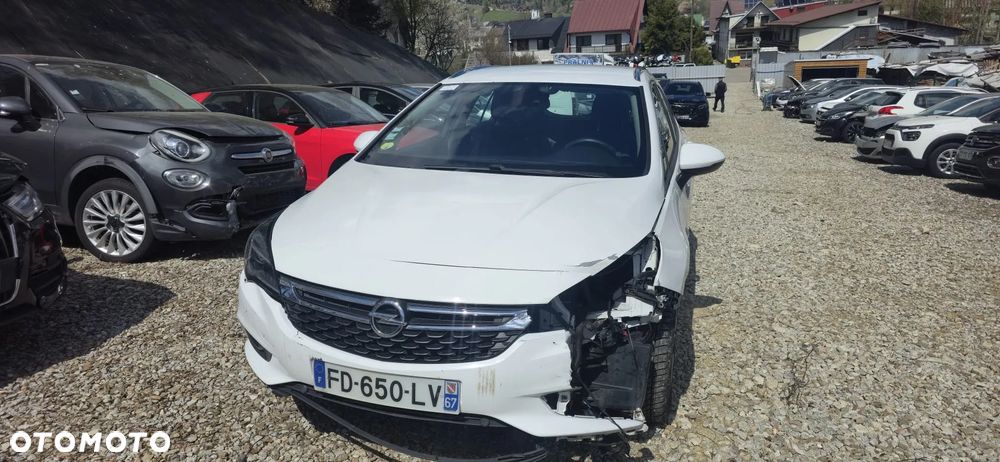 Opel Astra 1.6 CDTI DPF ecoFLEX Start/Stop Selection - 4