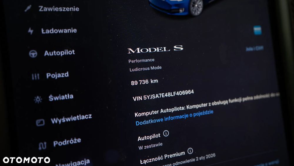 Tesla Model S Performance - 29