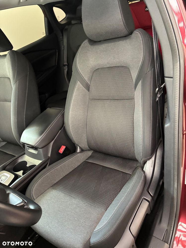 Nissan Qashqai 1.3 DIG-T mHEV N-Connecta Xtronic - 12