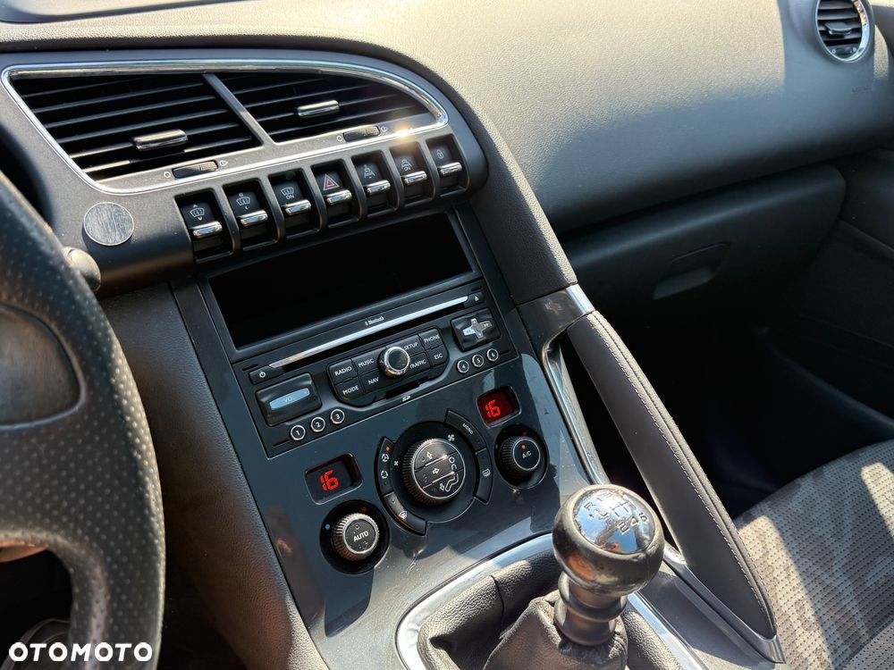 Peugeot 3008 1.6 HDi Premium - 22
