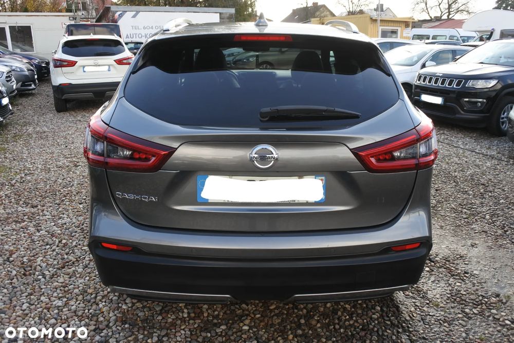 Nissan Qashqai 1.2 DIG-T TEKNA+ - 6