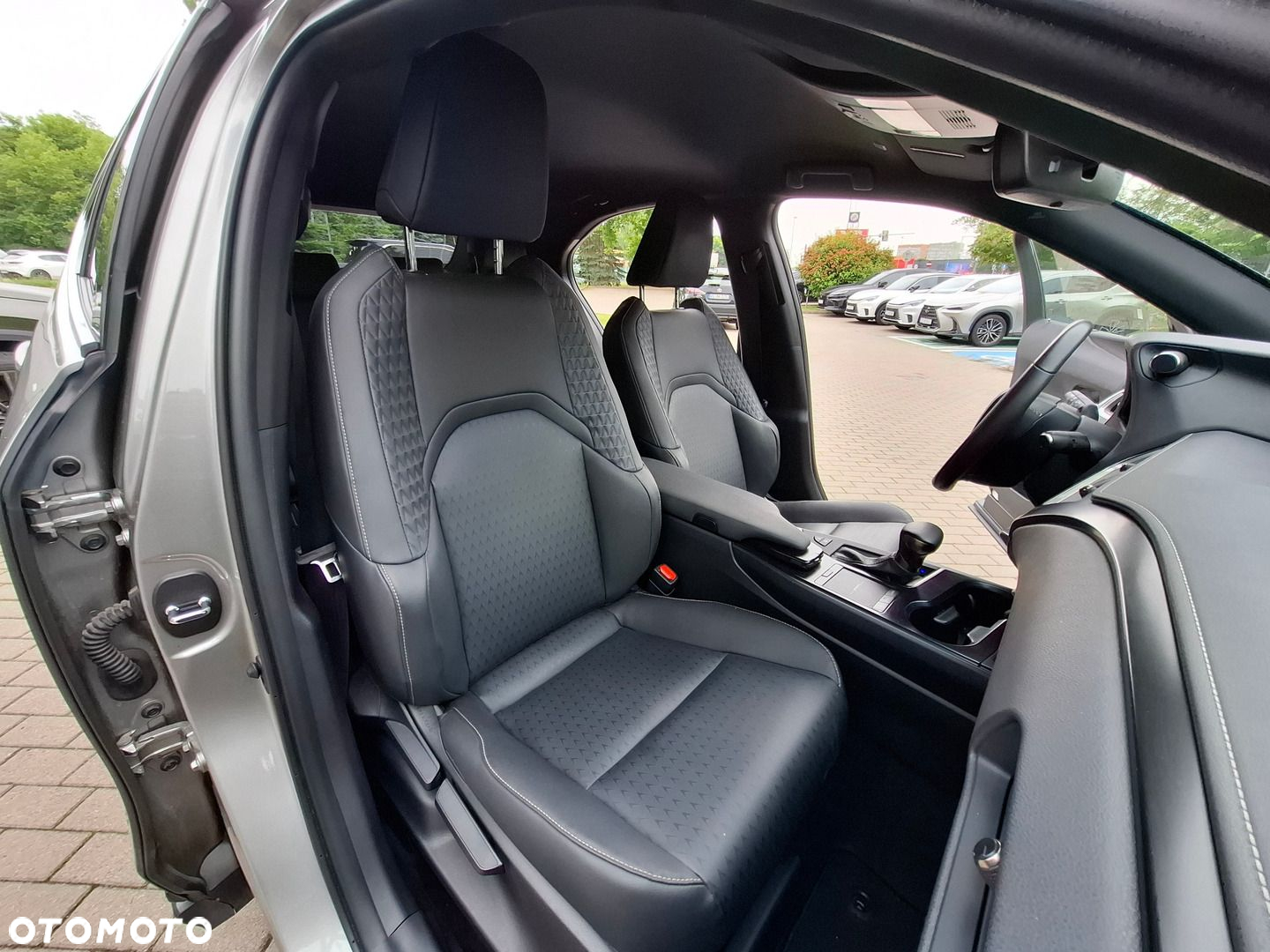 Lexus UX 250h GPF F Impression 2WD - 21