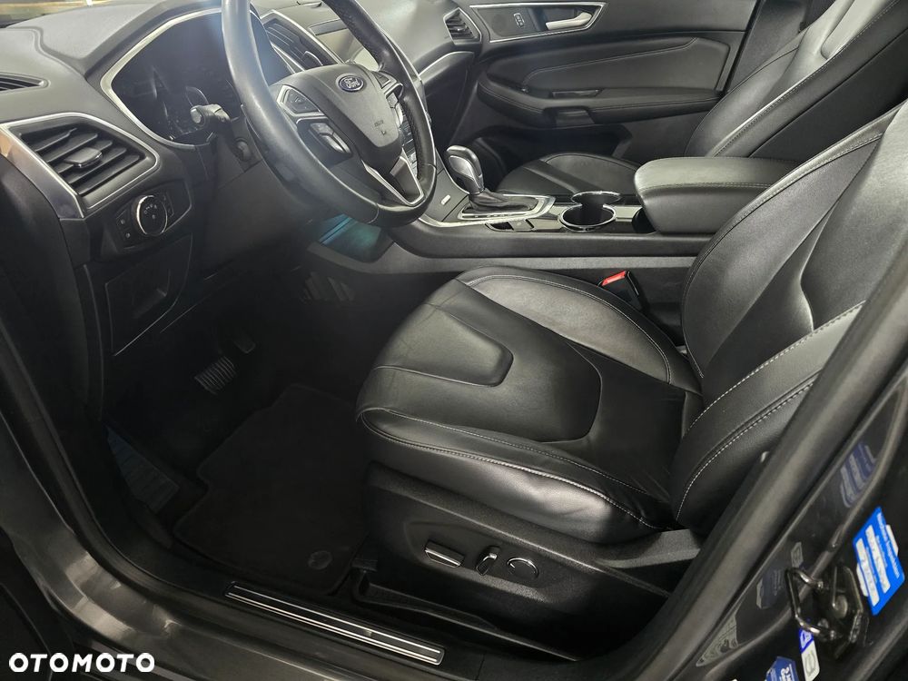 Ford S-Max 2.0 TDCi Titanium PowerShift - 6