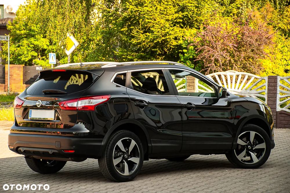 Nissan Qashqai 1.2 DIG-T 360 - 25