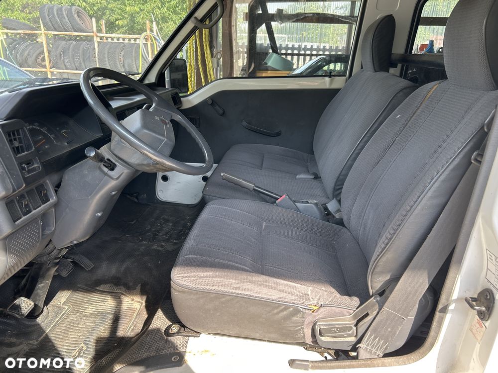 Mitsubishi L300 - 5