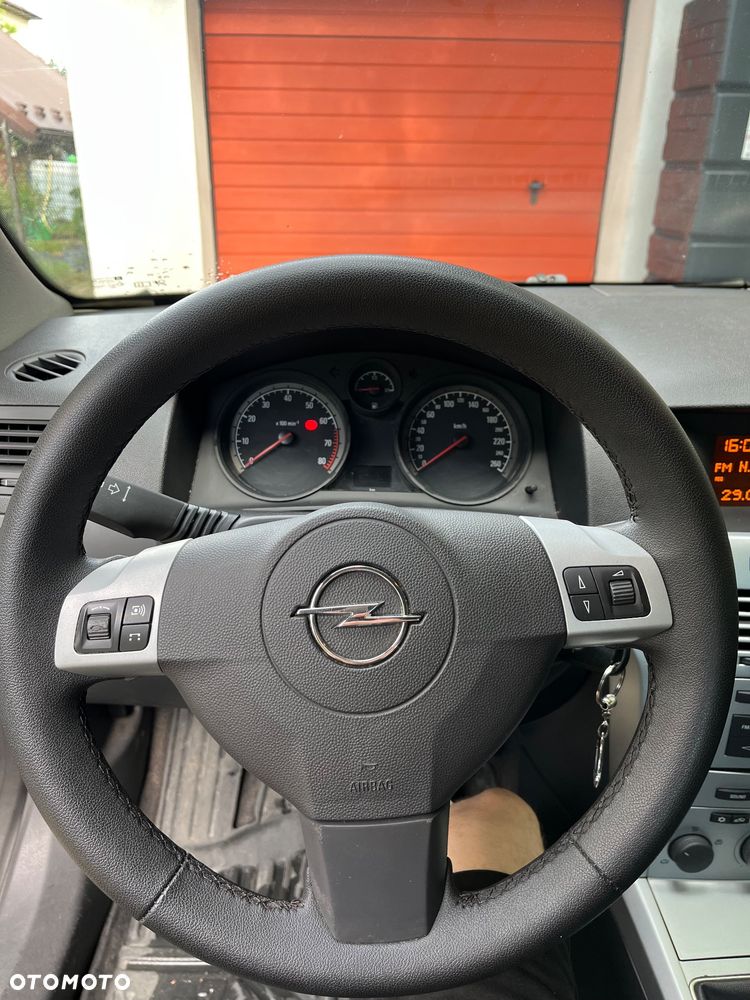 Opel Astra 1.4 - 13