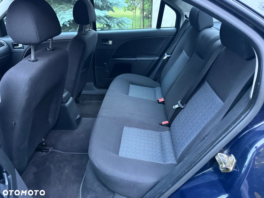 Ford Mondeo 2.0 TDCi Trend - 8