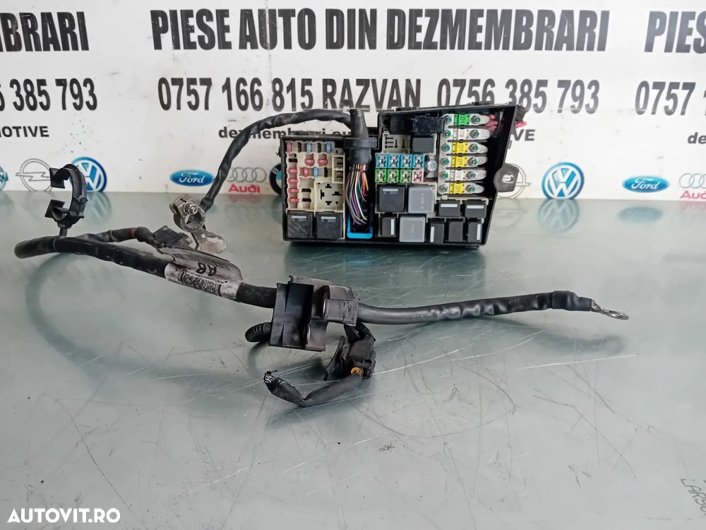 Borna Baterie Plus/Minus Panou Tablou Sigurante Ford Kuga 1 I 2.0 Tdci An 2008-2013 Motor TXDA Automat - 2
