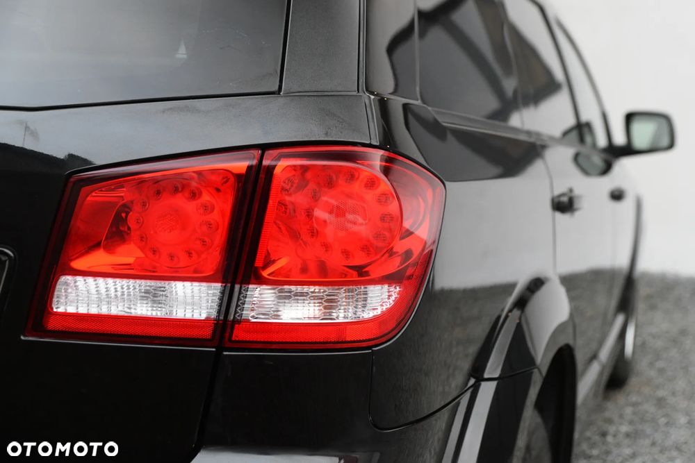 Dodge Journey 2.7 V6 R/T - 15
