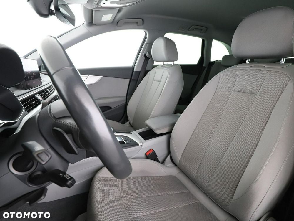 Audi A4 Avant 35 TDI S tronic - 14