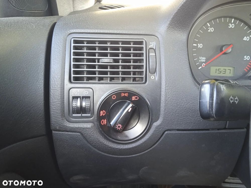 Volkswagen Golf IV 1.9 TDI 4Mot Comfortline - 21