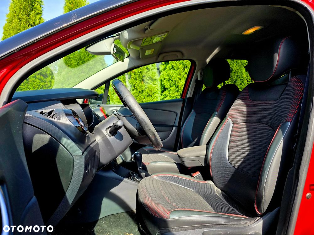 Renault Captur TCe 120 EDC Helly Hansen - 16