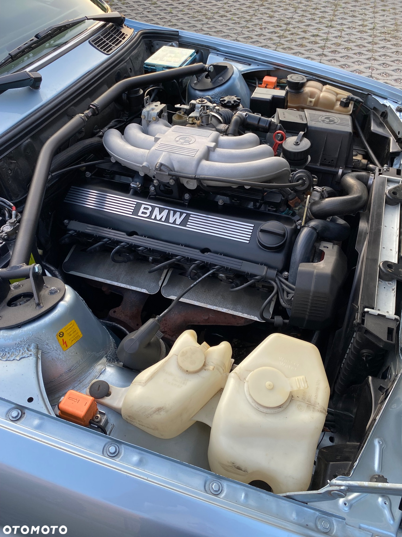 BMW Seria 3 325e - 11