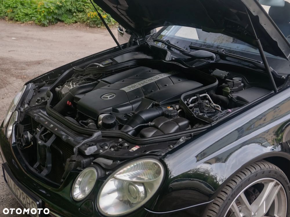 Mercedes-Benz Klasa E 500 4-Matic T Avantgarde - 26
