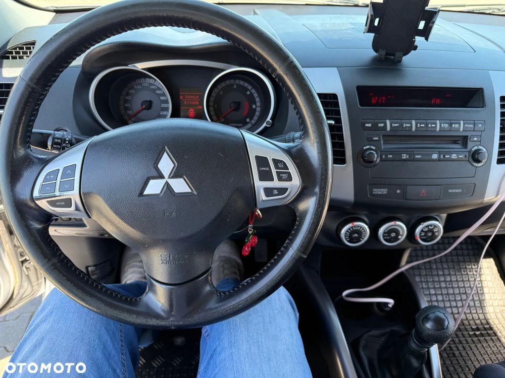 Mitsubishi Outlander 2.0 DID Intense - 15