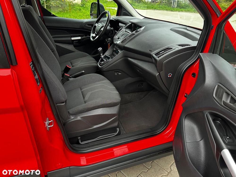 Ford Tourneo Connect Grand - 27