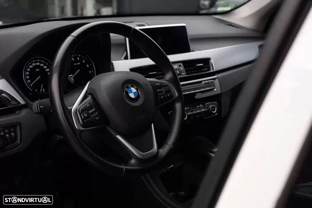 BMW X1 25 e xDrive Line Sport - 27