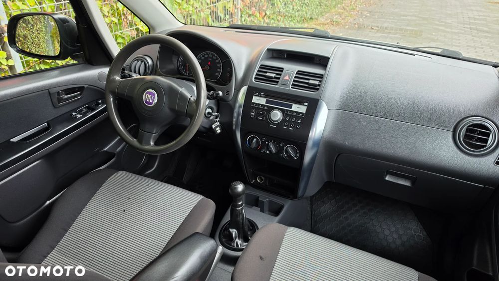 Fiat Sedici - 8