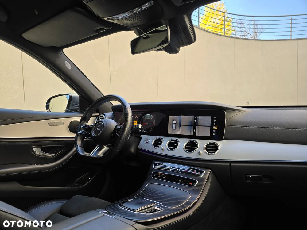 Mercedes-Benz Klasa E 220 d 4-Matic AMG - 29