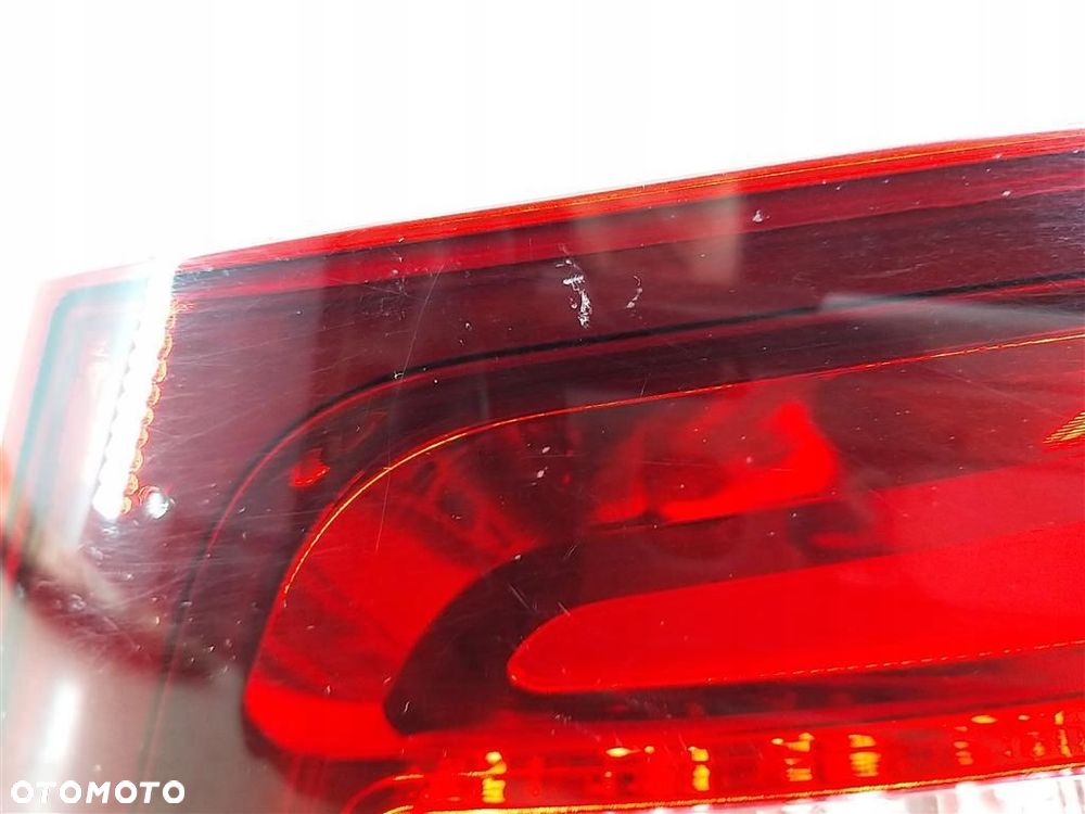 MERCEDES GLC W253 PRZED LIFT LAMPA TYŁ TYLNA W KLAPĘ PRAWA A2539067800 - 2