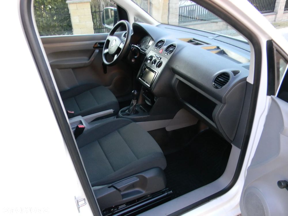 Volkswagen Caddy - 21