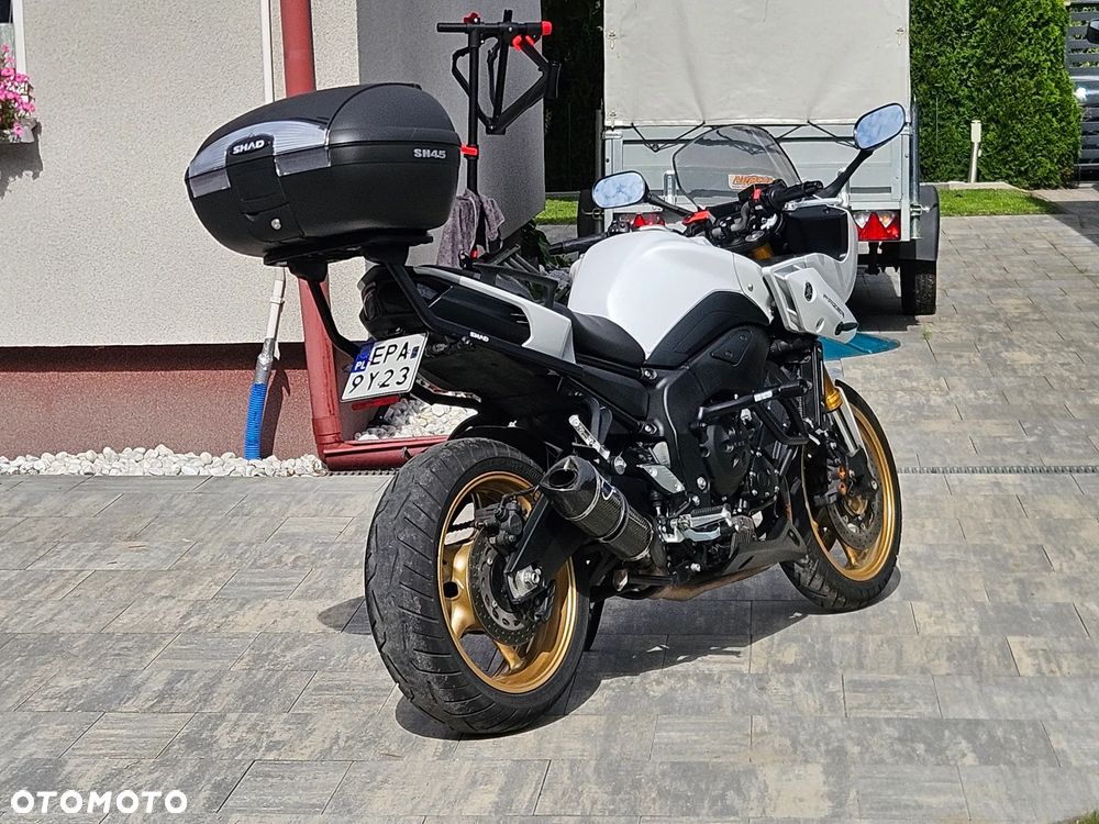 Yamaha FZ8 - 40