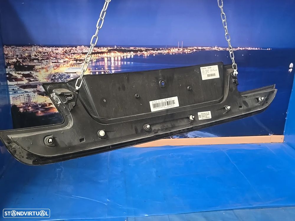 Friso Inferior ORIGINAL da Bagageira Mala BMW Série 7 F01 F02 2008+ - 11