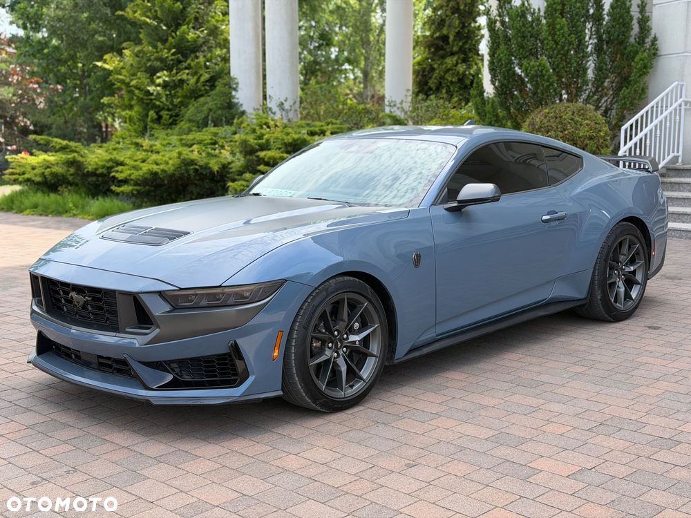 Ford Mustang - 1
