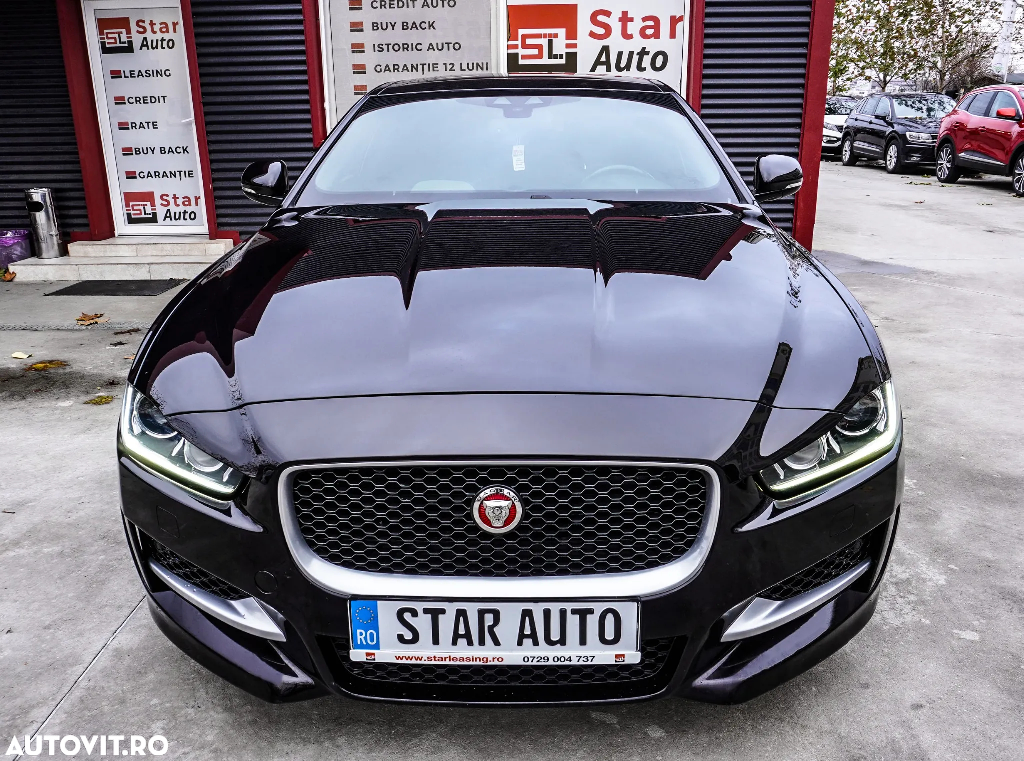 Jaguar XE 2.0 R-Sport - 3