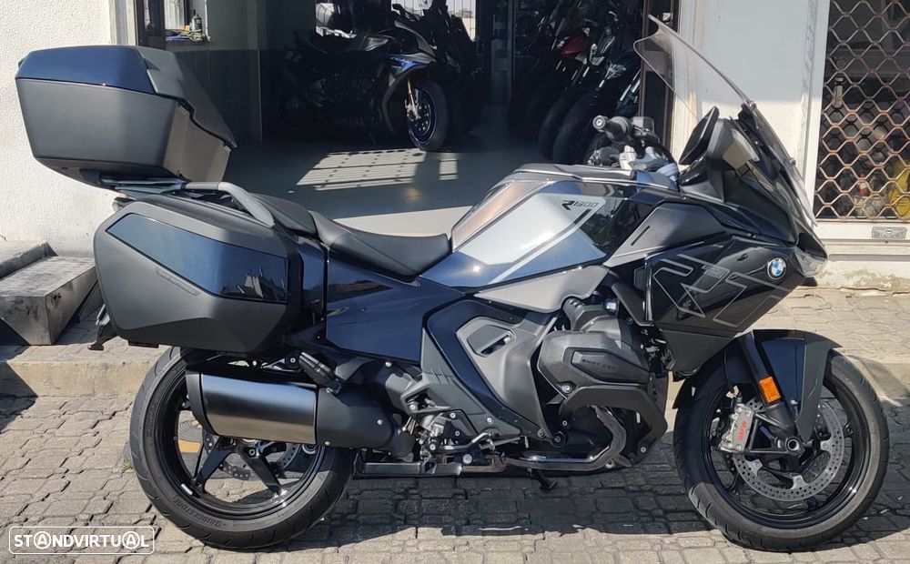 BMW R 1300 RT Triple Black - 3