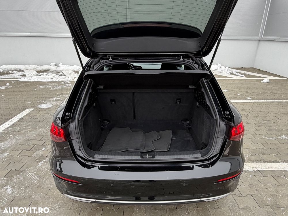 Audi A3 30 TFSI ack S tronic - 28