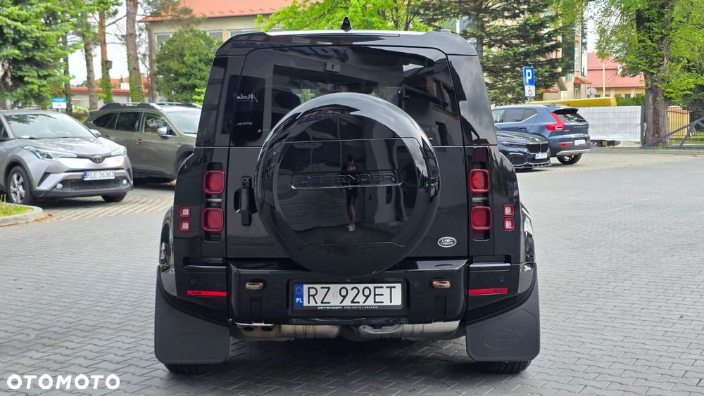 Land Rover Defender - 6