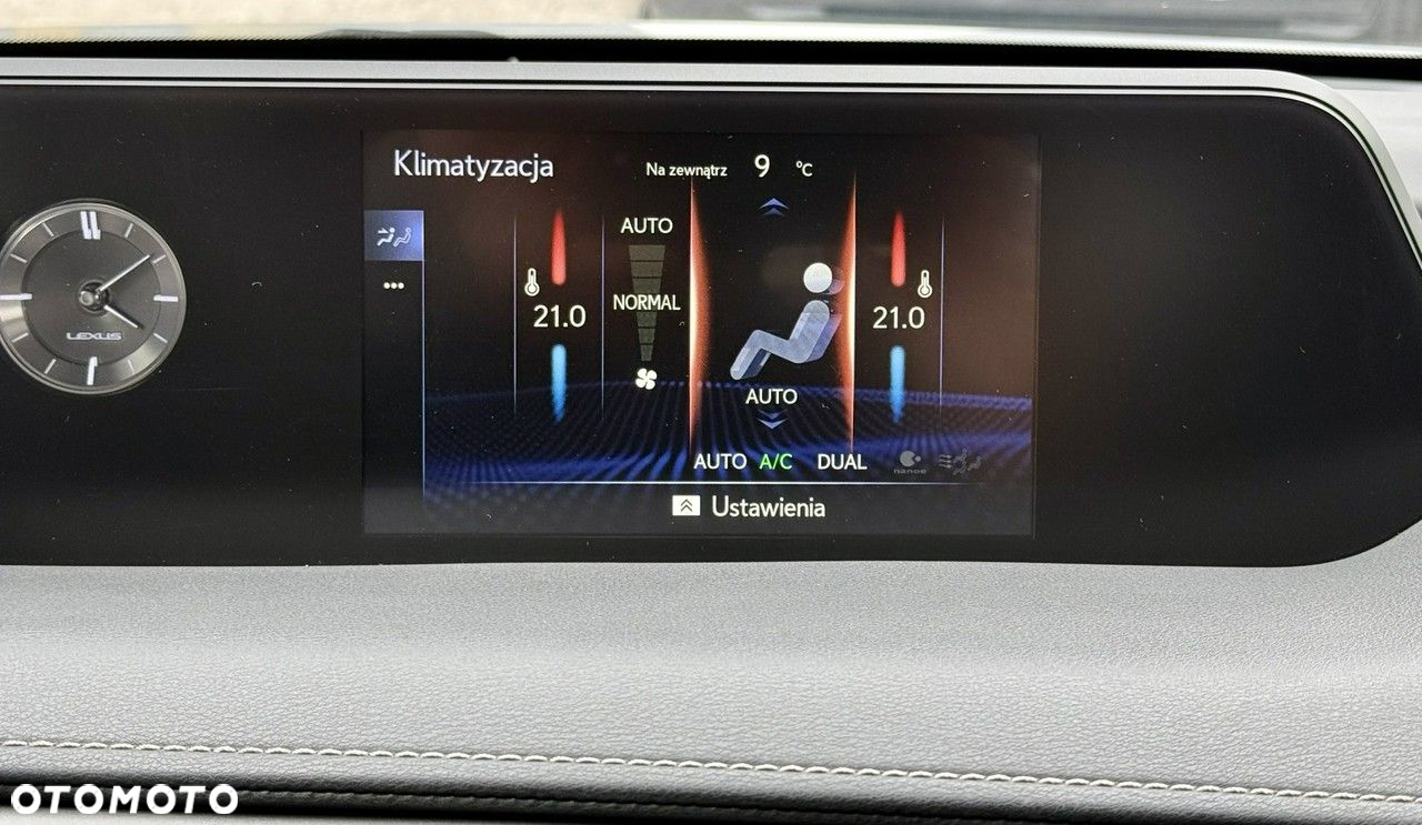 Lexus UX 250h GPF Prestige AWD - 27